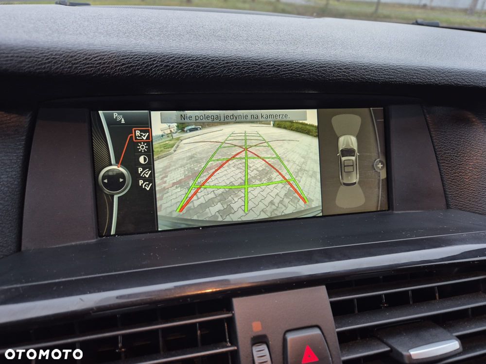 BMW X3 xDrive20d - 13