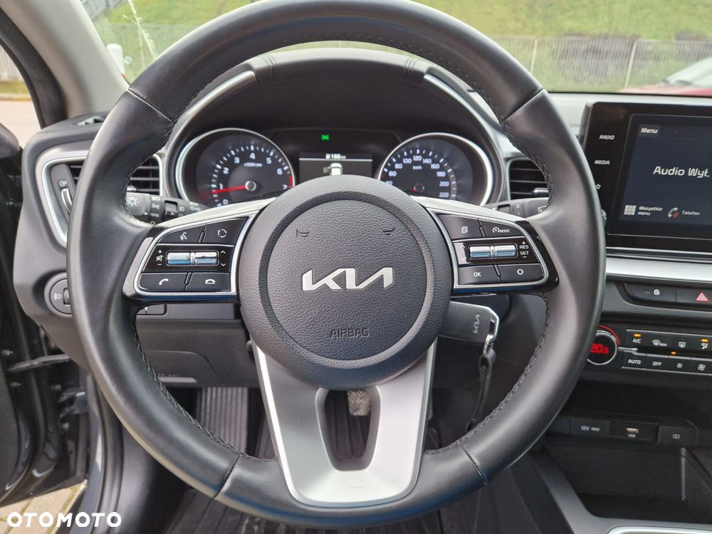 Kia XCeed 1.5 T-GDI M - 23