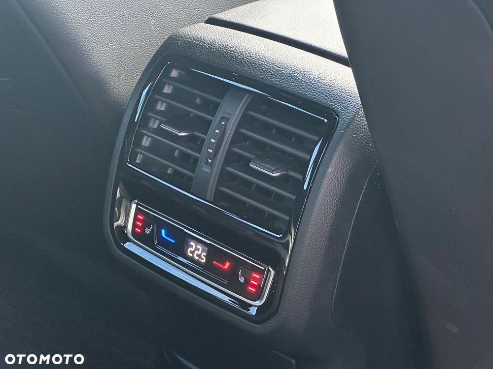 Volkswagen Arteon 2.0 TSI 4Motion DSG R-Line - 18