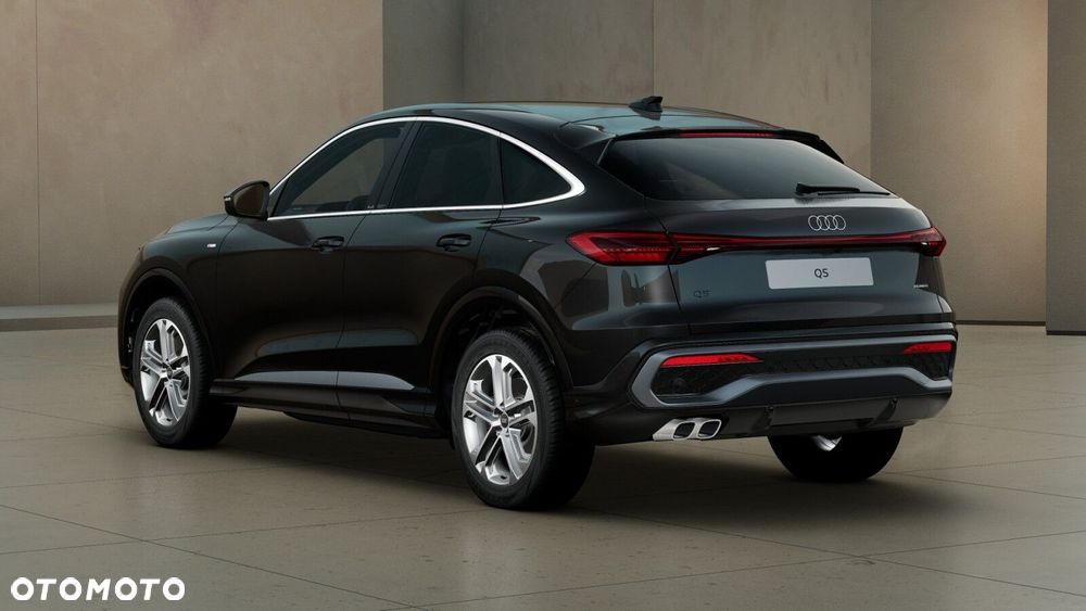 Audi Q5 Sportback - 4