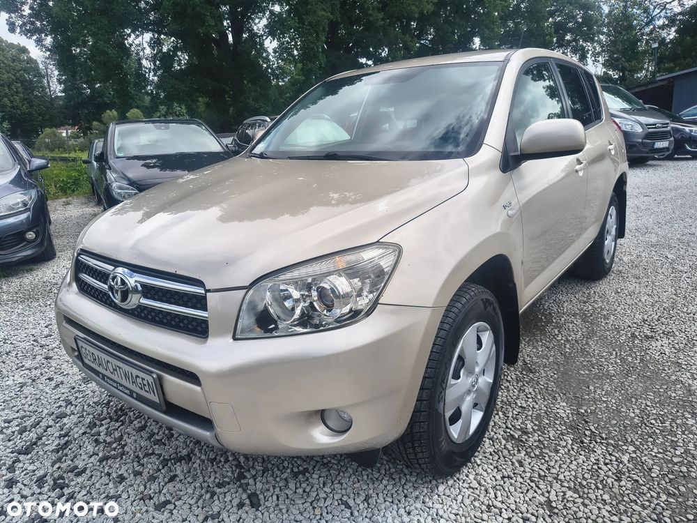 Toyota RAV4 2.2 D-4D Sol - 2