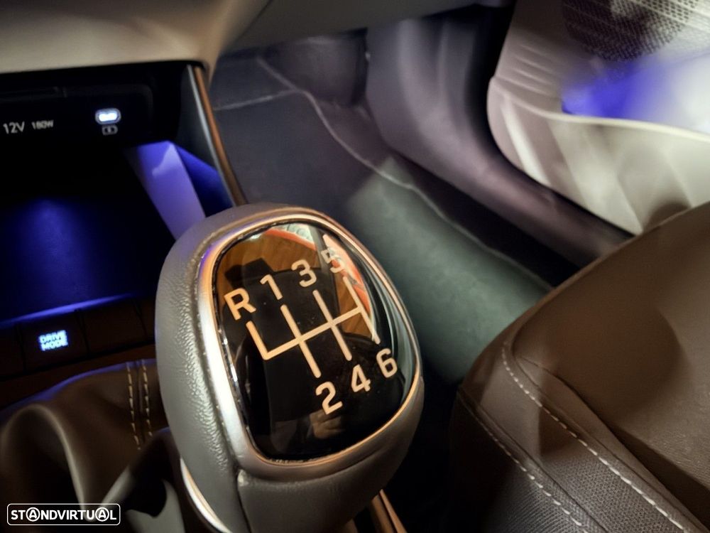 Hyundai Bayon 1.0 T-GDI Premium - 26