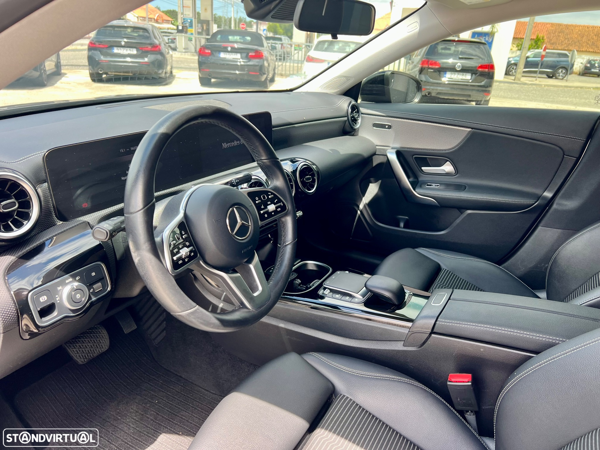 Mercedes-Benz CLA 180 - 9