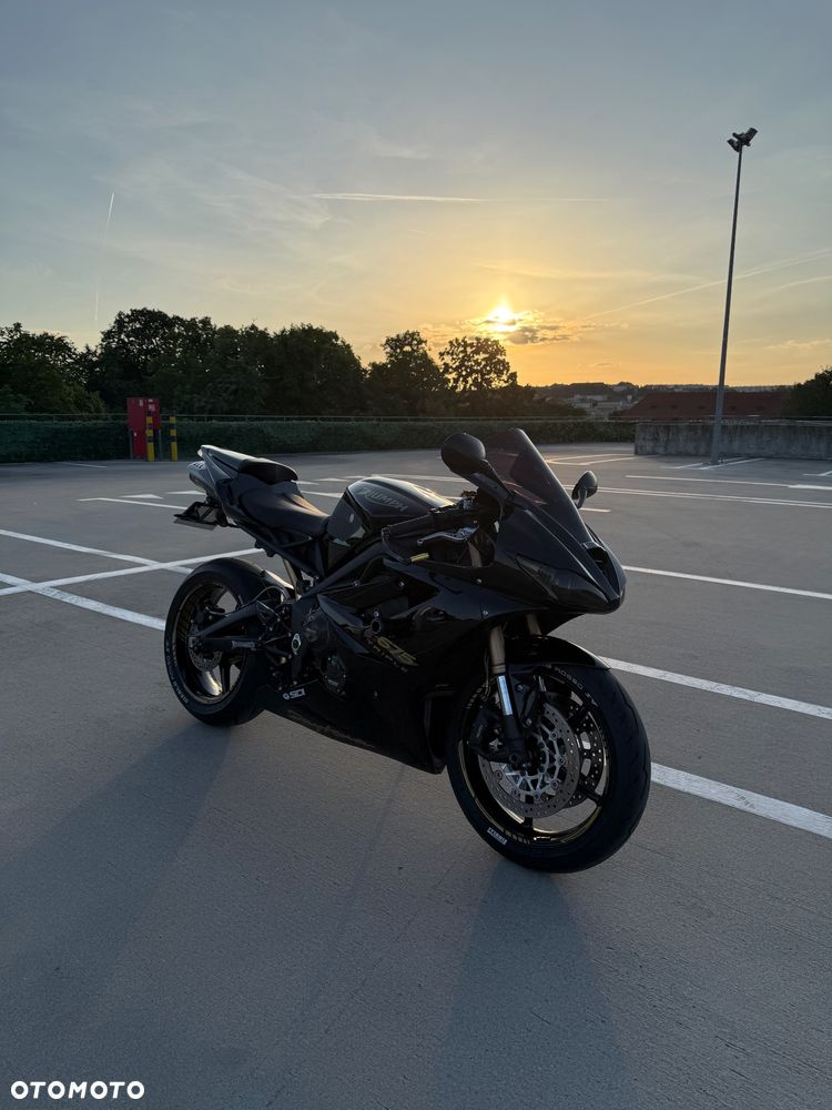 Triumph Daytona - 2