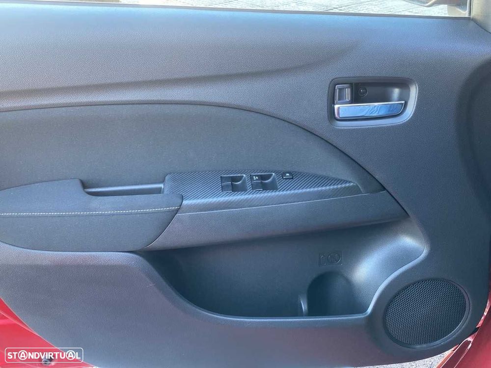 Mitsubishi Space Star 1.2 Intense Connect Edition - 19