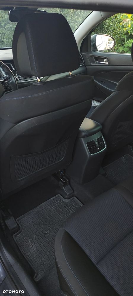 Hyundai Tucson - 8