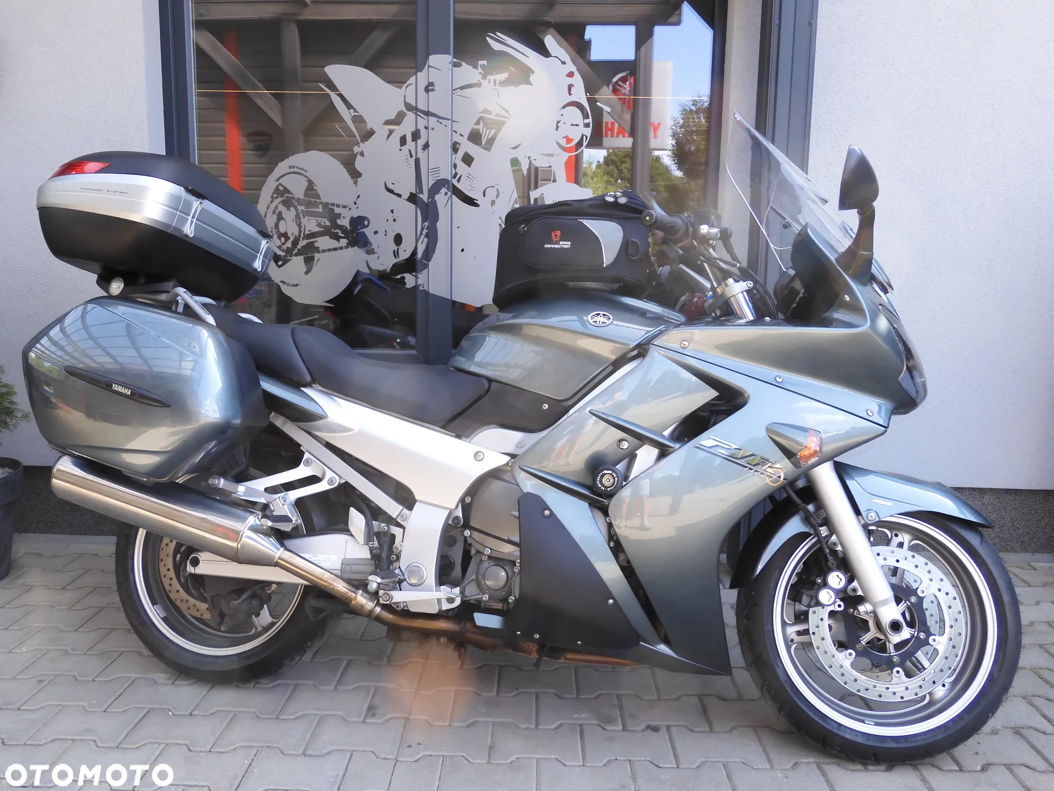 Yamaha FJR - 7