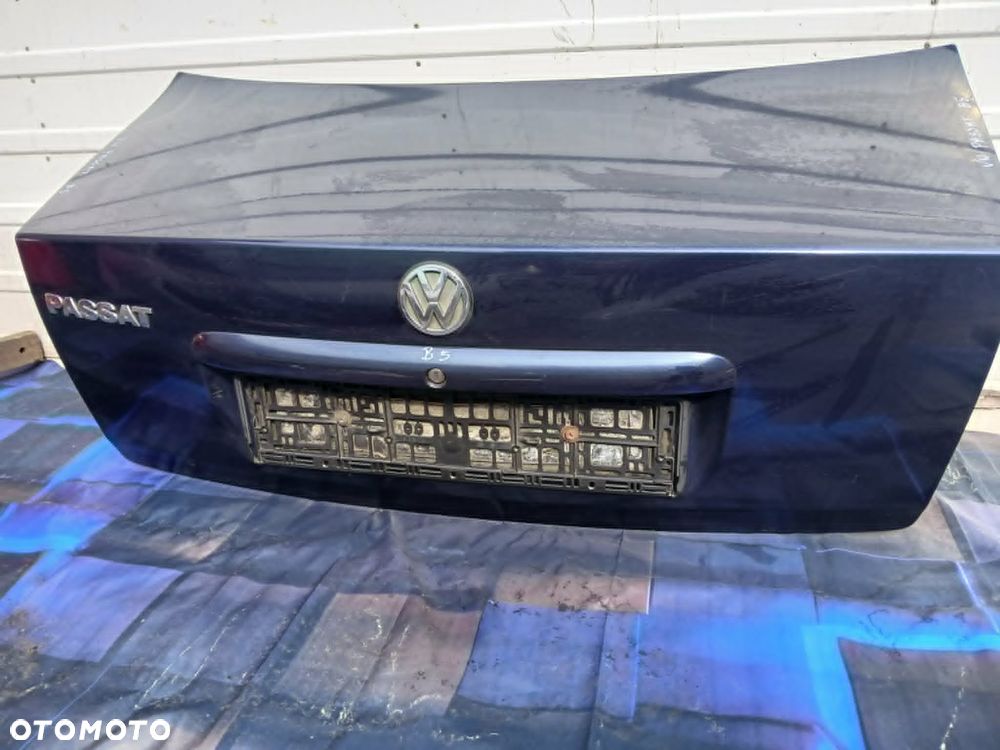 Volkswagen Passat B5 Klapa bagażnika - 2