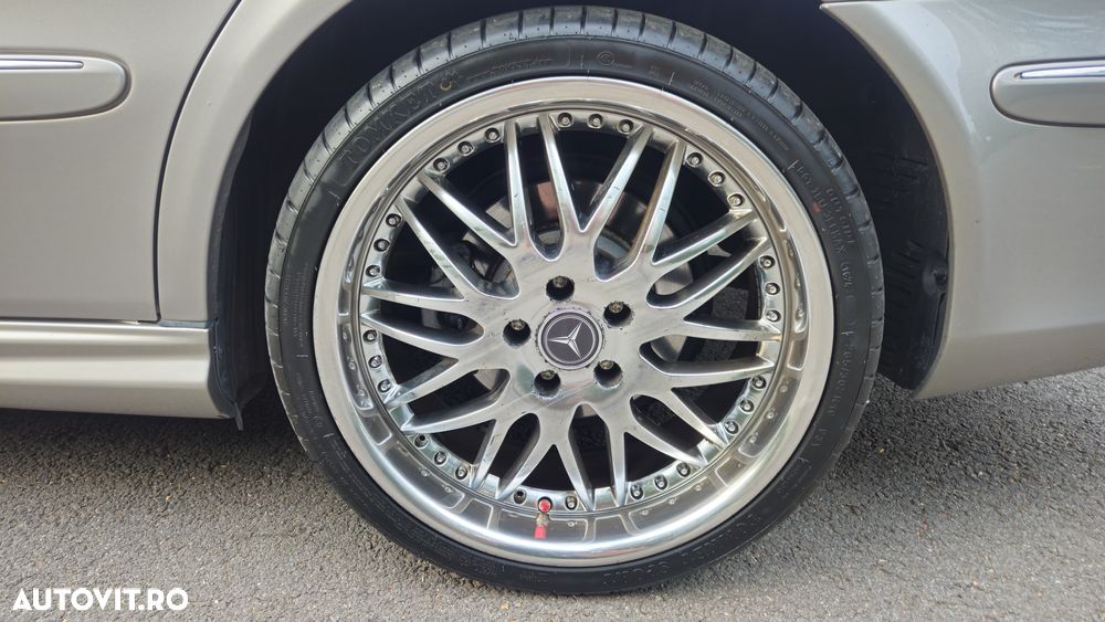 Mercedes-Benz E 200 KOMPRESSOR Automatik Elegance Sport Edition - 9