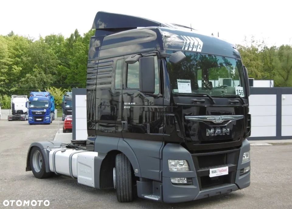 MAN TGX 18.460 XLX MEGA low deck - 1