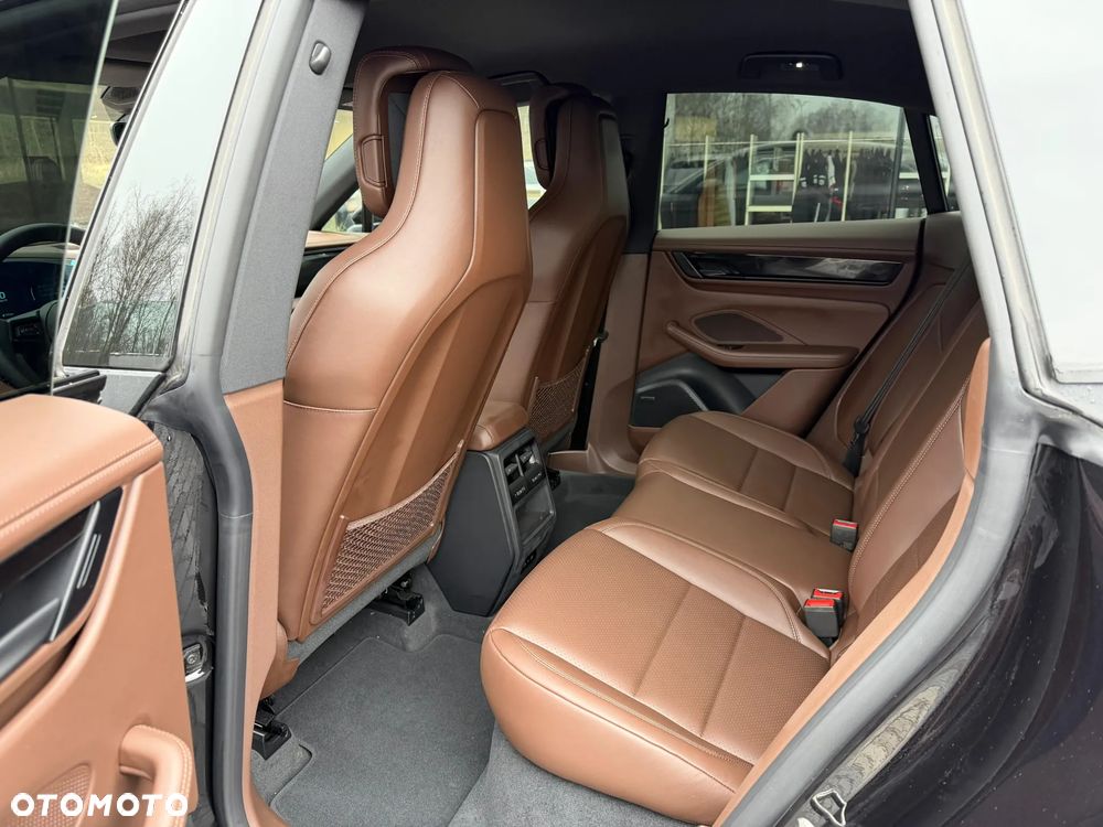 Porsche Macan - 15