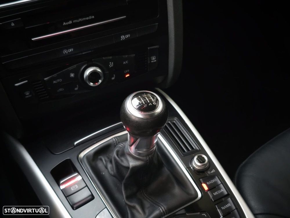 Audi A4 Avant 2.0 TDI ultra DPF Attraction - 25