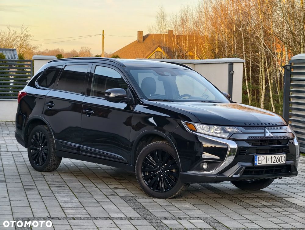 Mitsubishi Outlander 2.4 4WD CVT Intense - 32