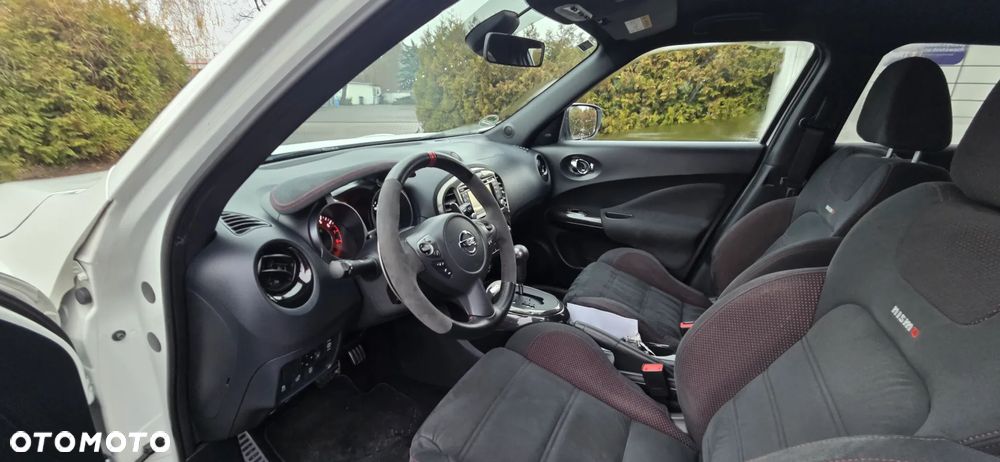 Nissan Juke 1.6 DIG-T Nismo RS 4WD Xtronic - 33