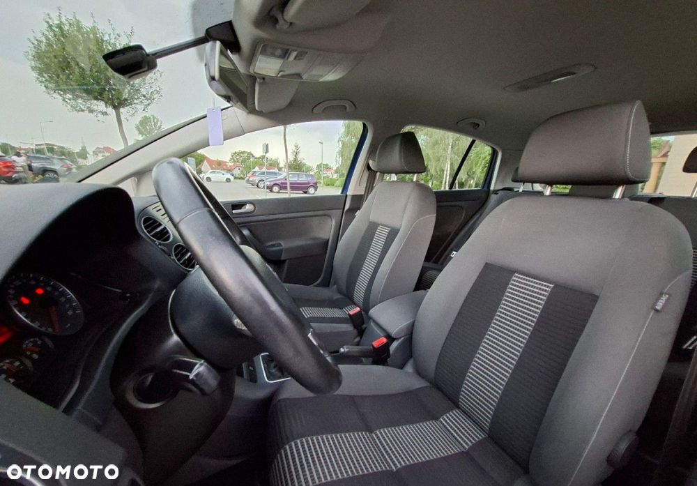 Volkswagen Golf Plus - 21