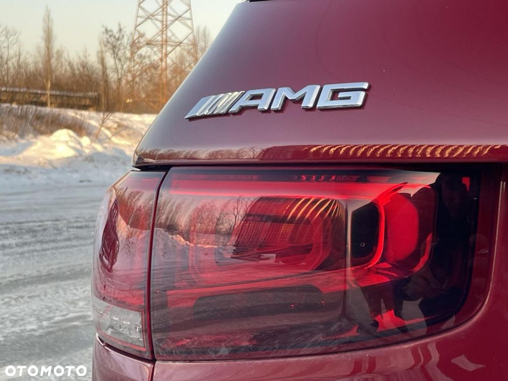 Mercedes-Benz GLB - 25