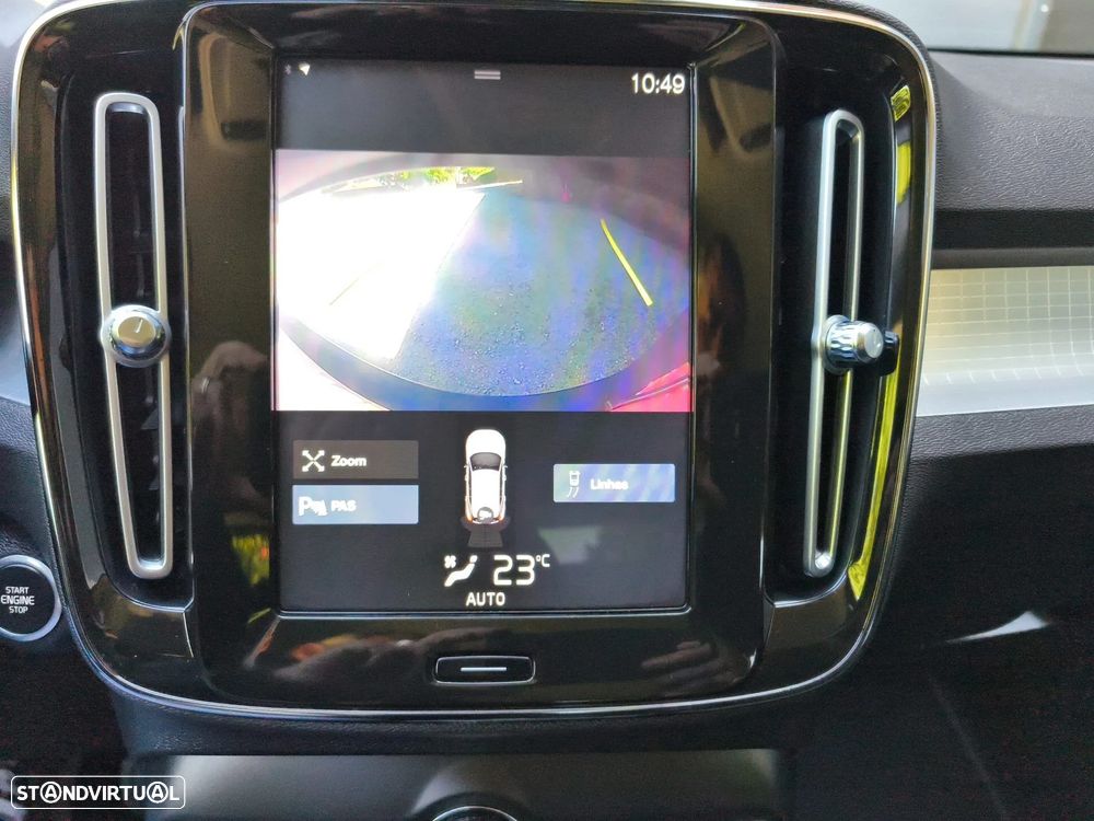 Volvo XC 40 2.0 D3 Momentum Plus - 13