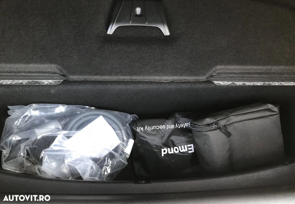 BMW X2 xDrive25e AT PHEV - 36