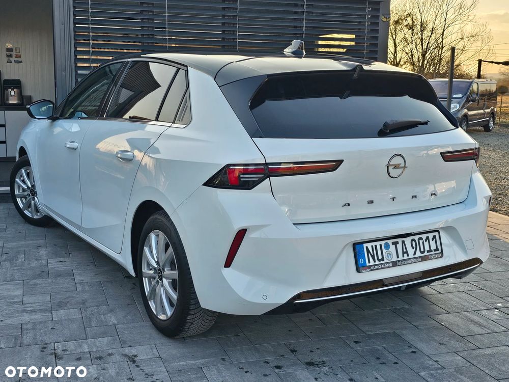 Opel Astra 1.2 Turbo Automatik Elegance - 4