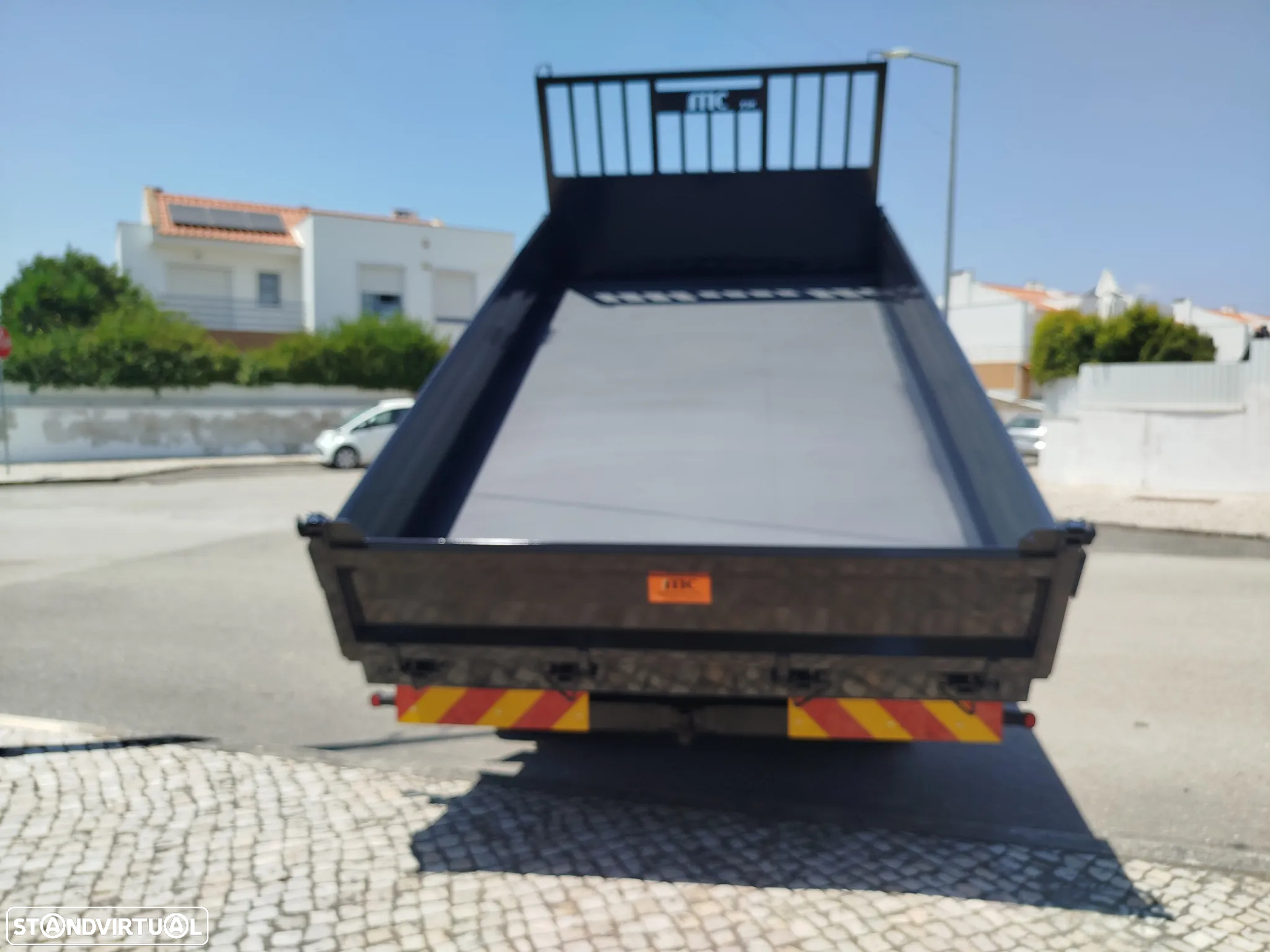 Mitsubishi Canter Fuso 7C14 Basculante - 8