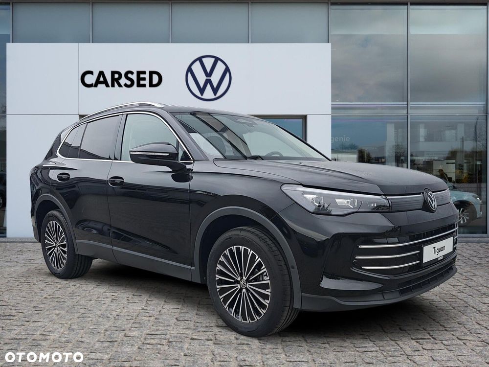 Volkswagen Tiguan - 10