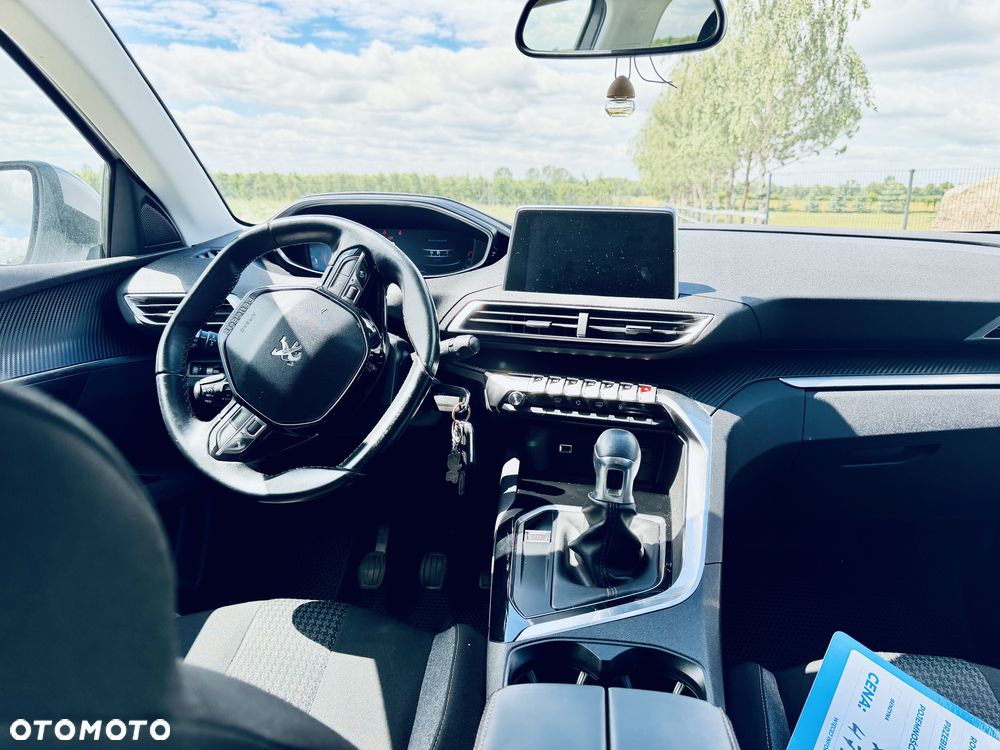 Peugeot 3008 - 15