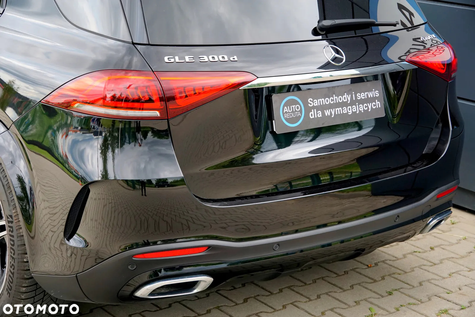 Mercedes-Benz GLE 300 d 4Matic 9G-TRONIC AMG Line - 14