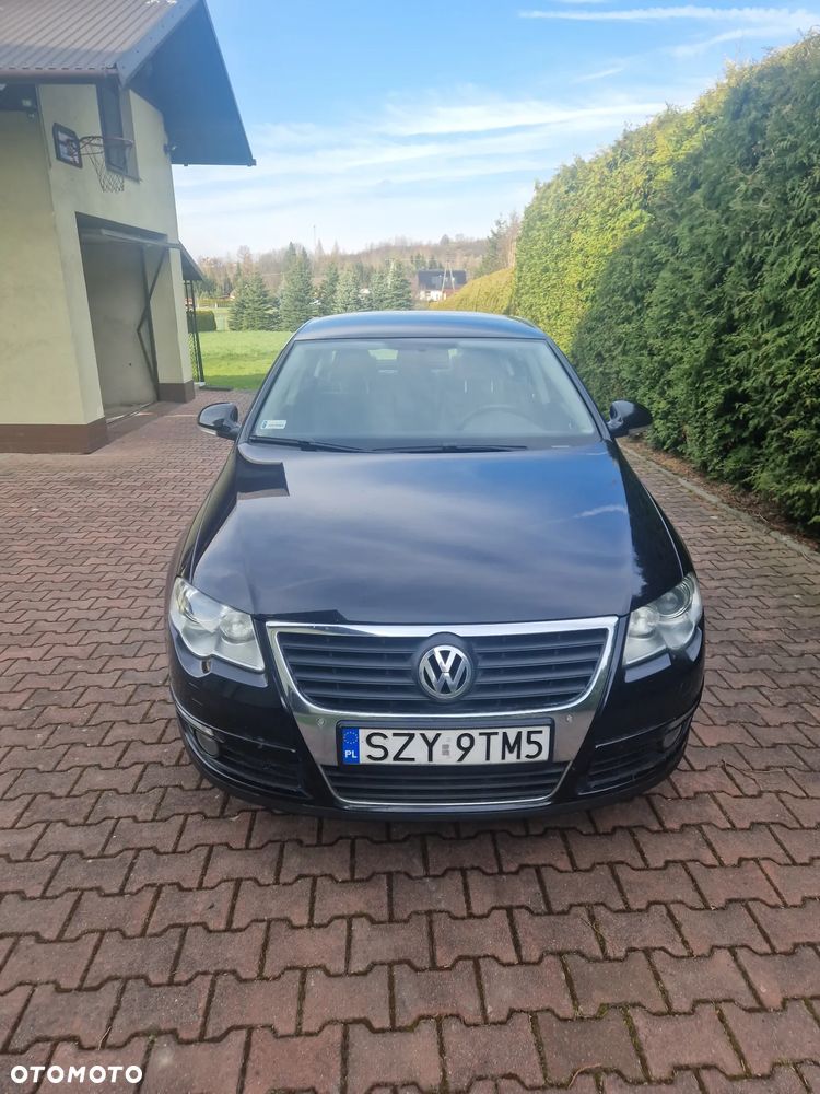 Volkswagen Passat 2.0 TDI Comfortline - 9