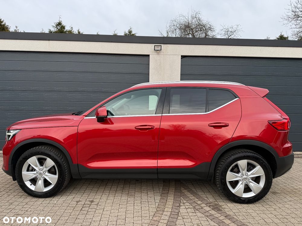 Volvo XC 40 B3 B DKG Plus Dark - 18