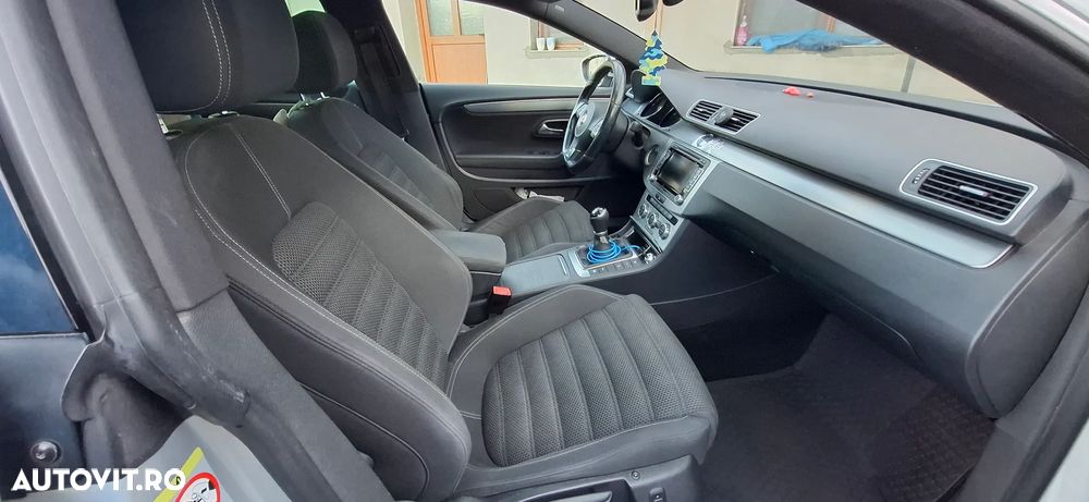 Volkswagen Passat CC - 9