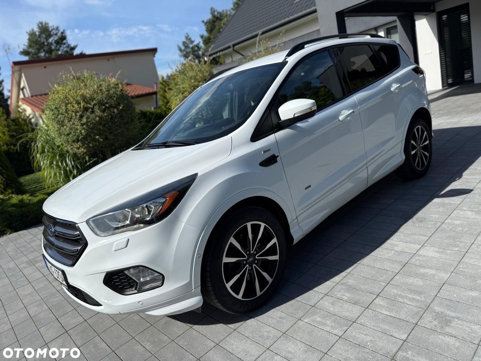 Ford Kuga 2.0 TDCi 4x4 ST-Line - 1