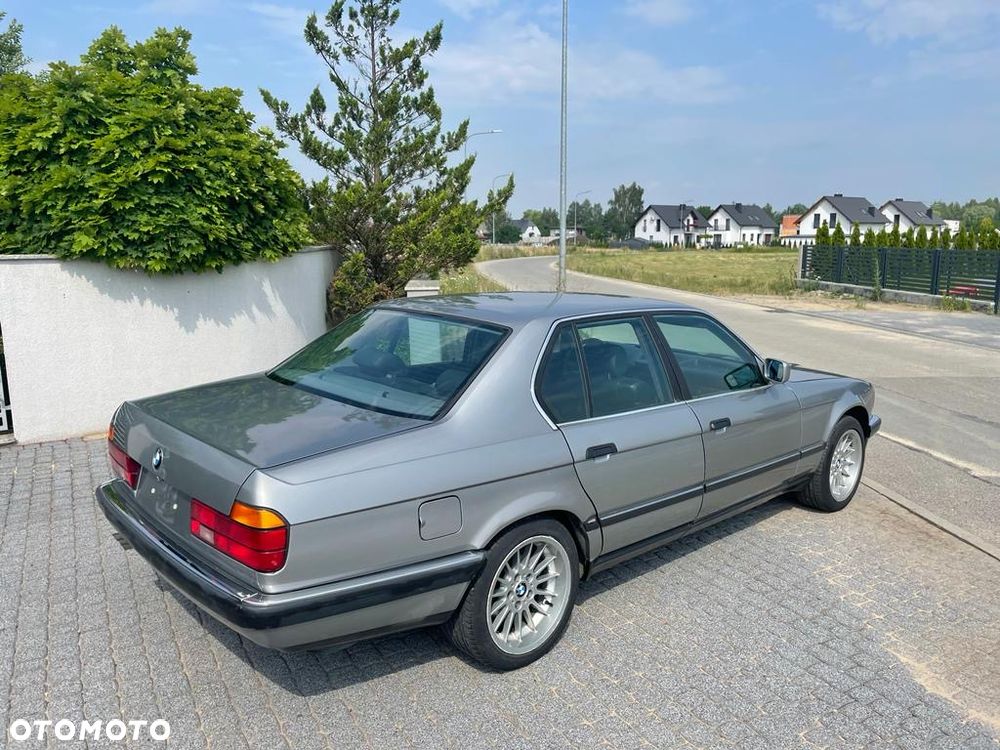 BMW Seria 7 - 6