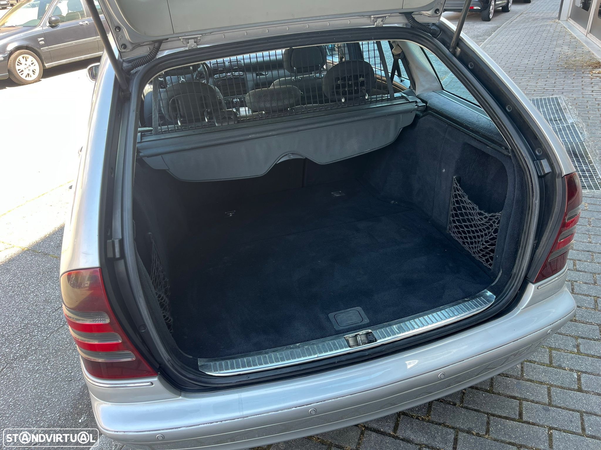 Mercedes-Benz C 220 - 29