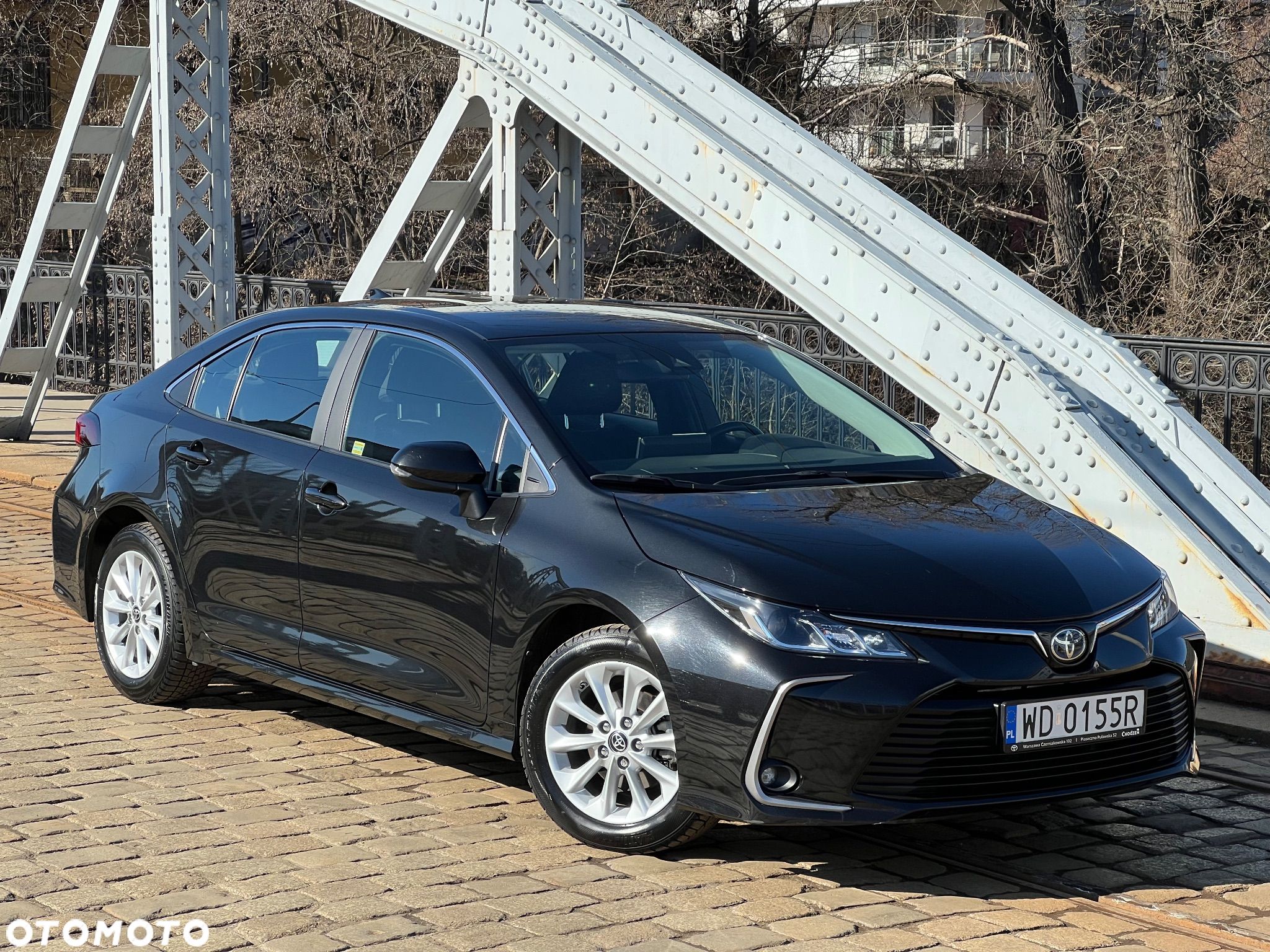 Toyota Corolla 1.8 Hybrid Comfort - 1