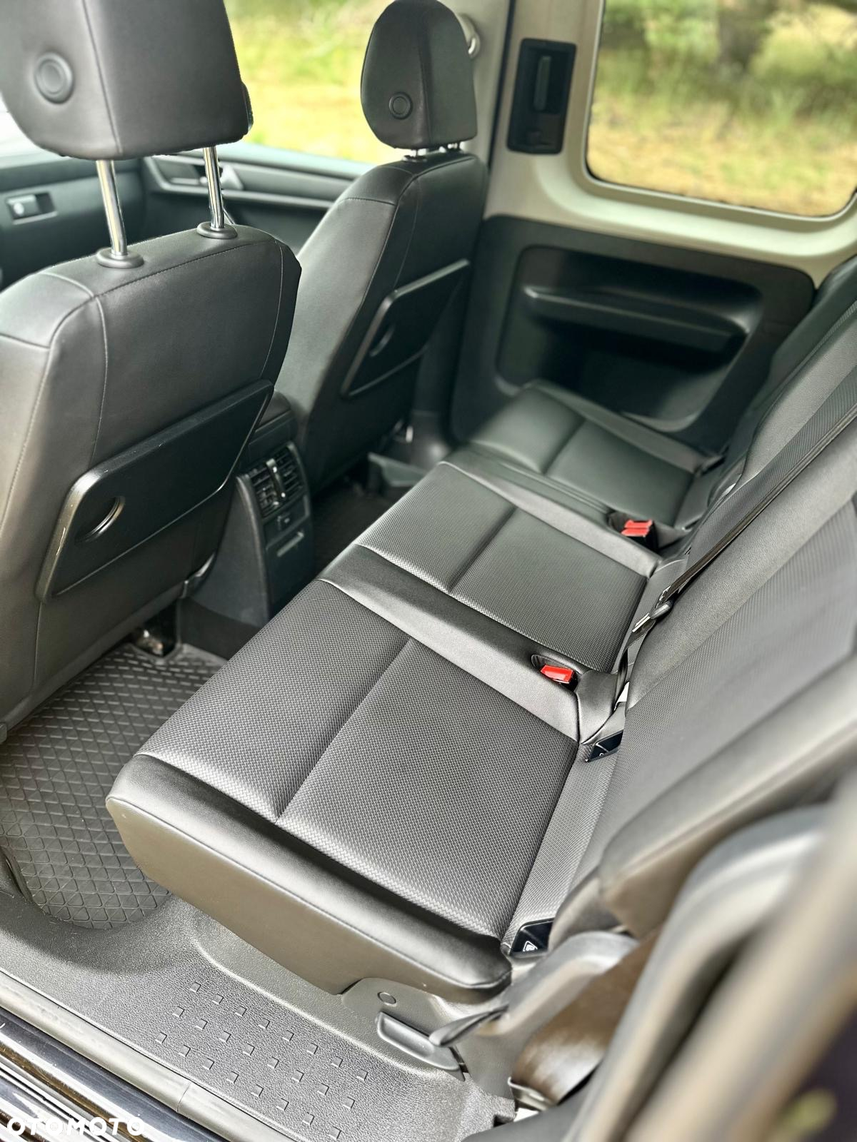 Volkswagen Caddy Maxi 2.0 TDI Comfortline DSG - 34