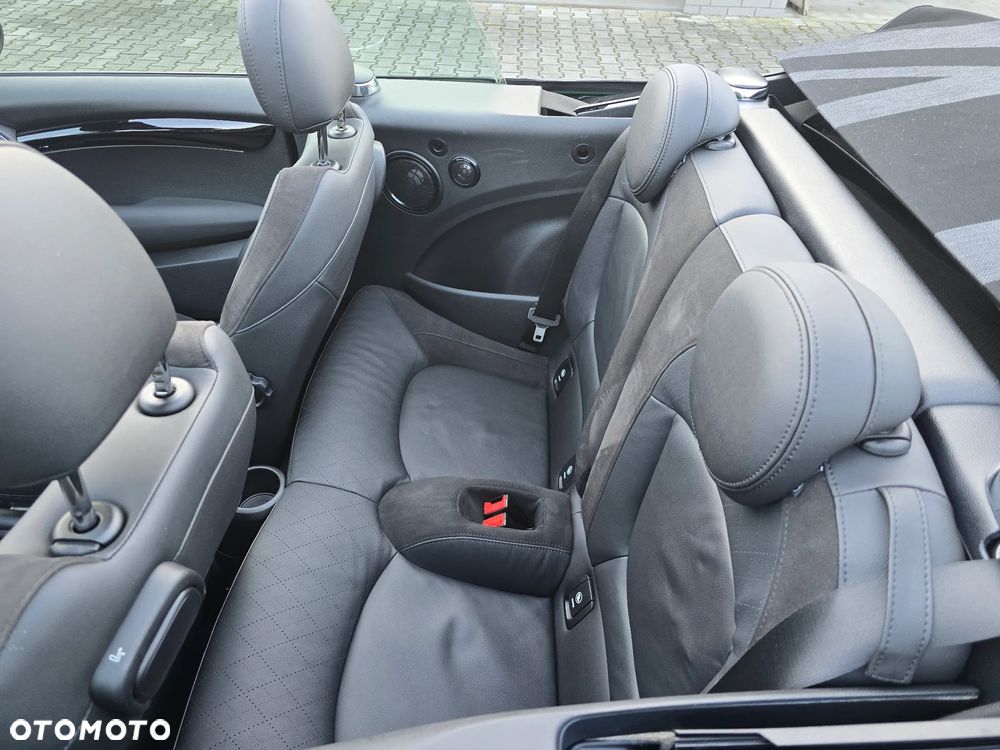MINI Cooper S John Works Trim sport - 8