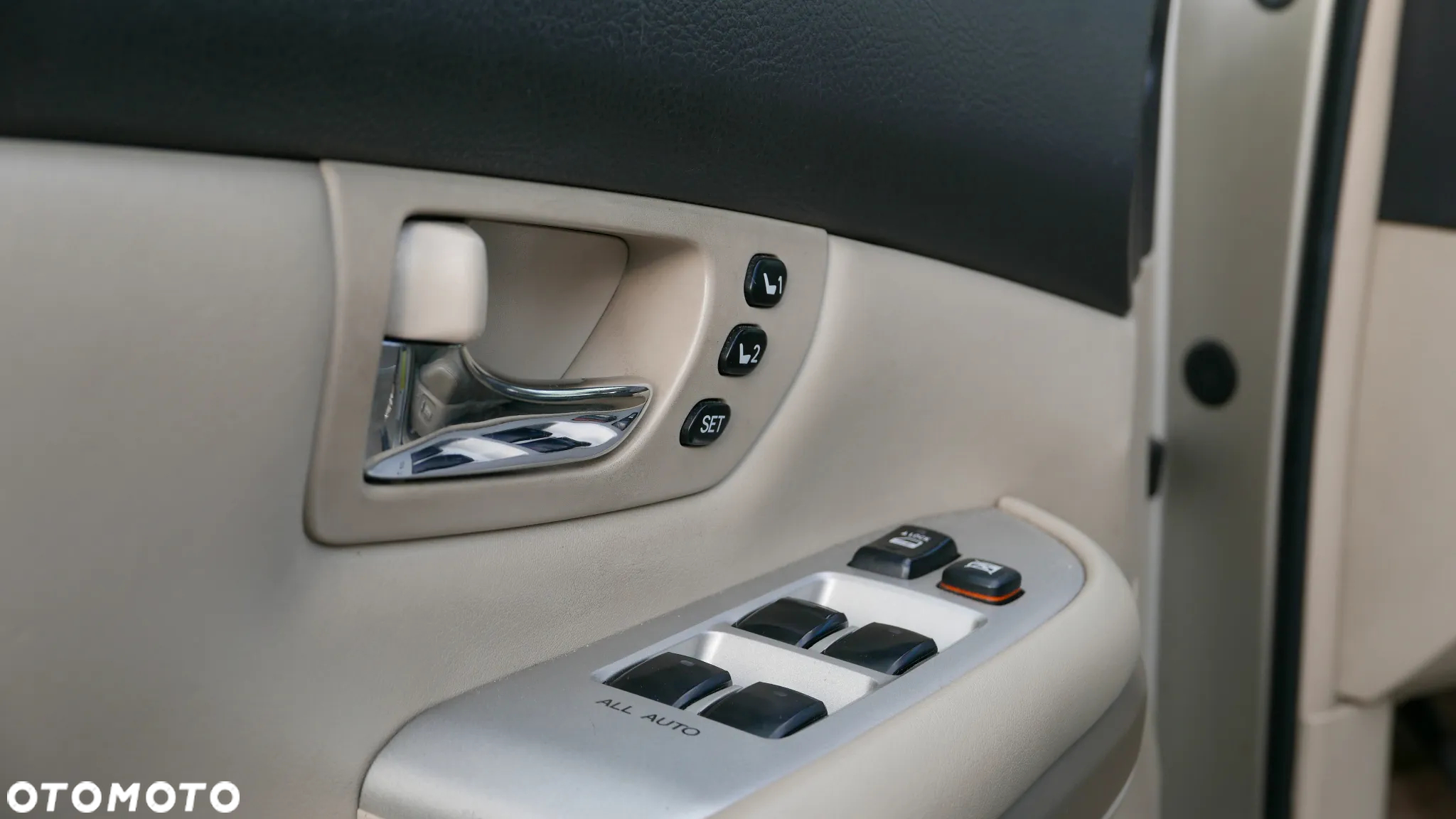 Lexus RX - 13