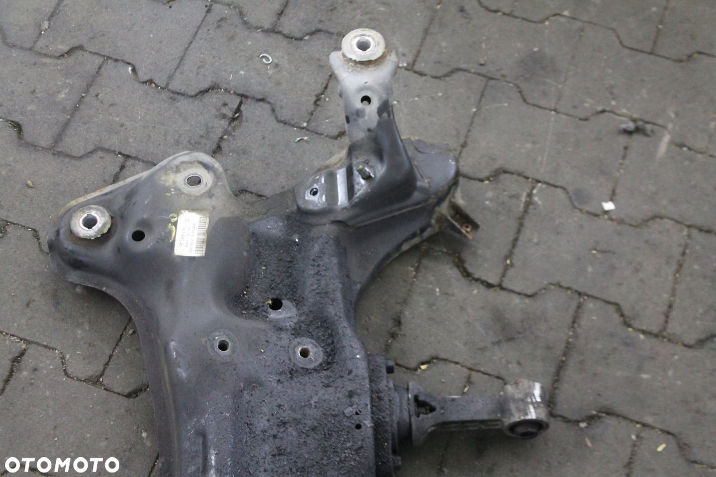 SANKI WÓZEK KOŁYSKA PRZÓD HYUNDAI I40 11-19 - 4