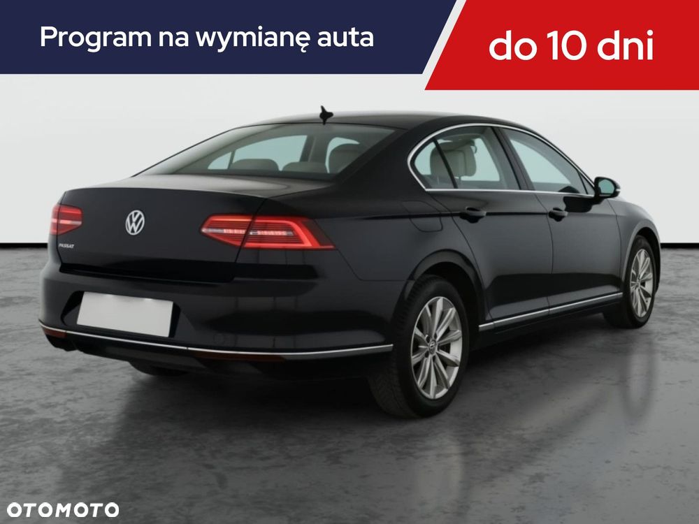 Volkswagen Passat - 7
