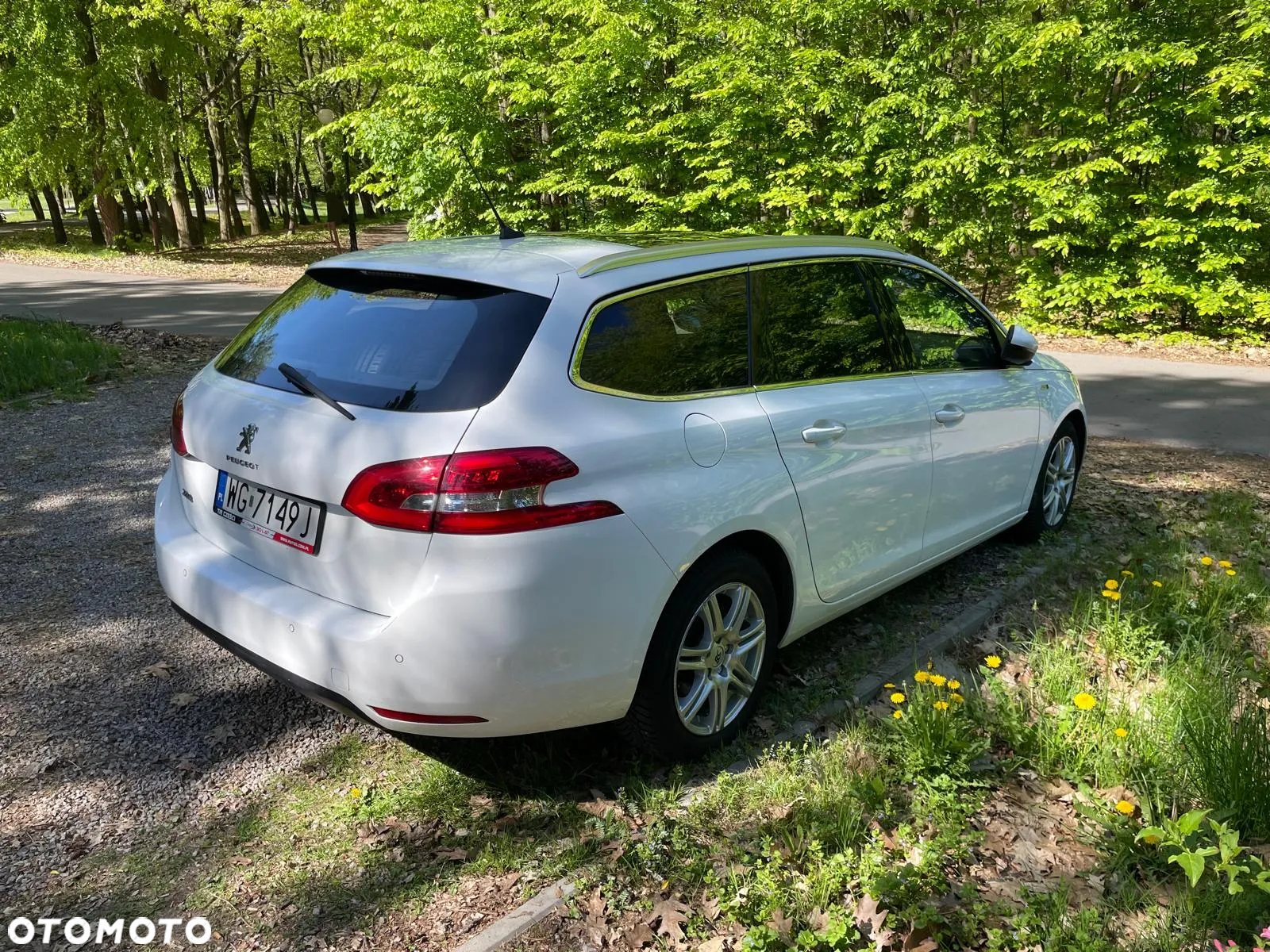 Peugeot 308 SW BlueHDi 120 EAT6 Stop & Start Allure - 8