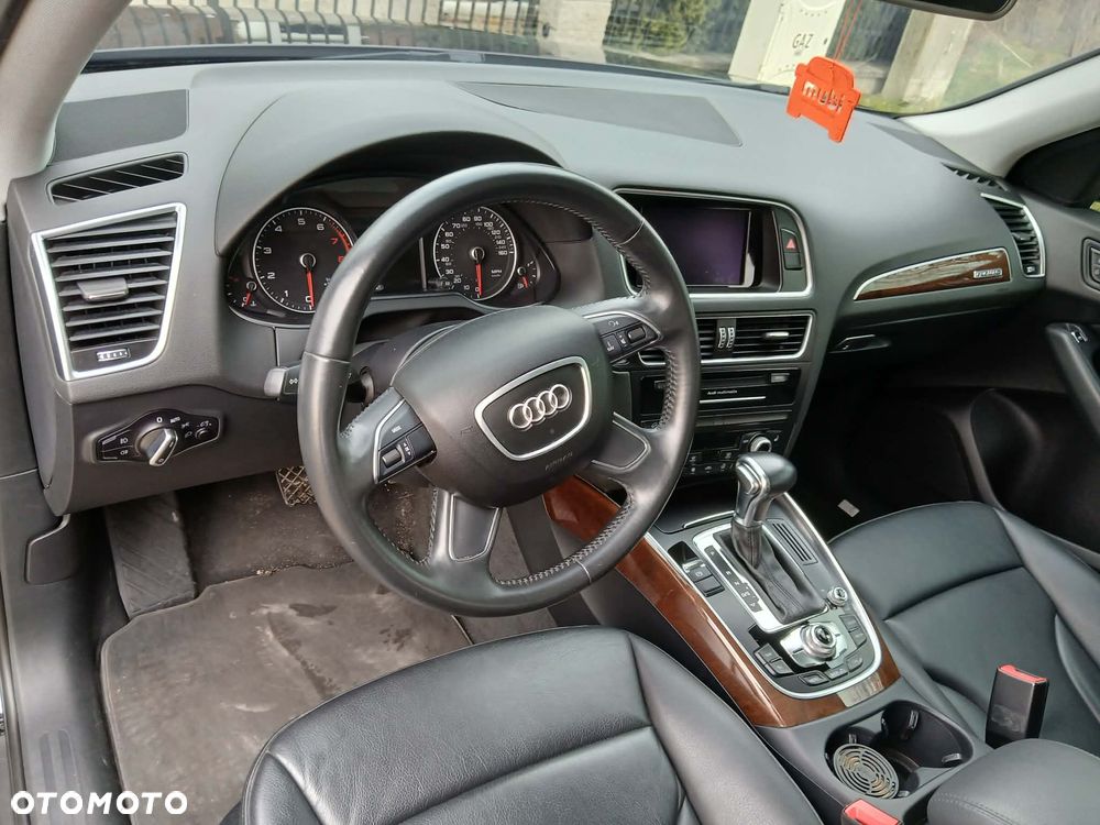 Audi Q5 2.0 TFSI Quattro Tiptronic - 8