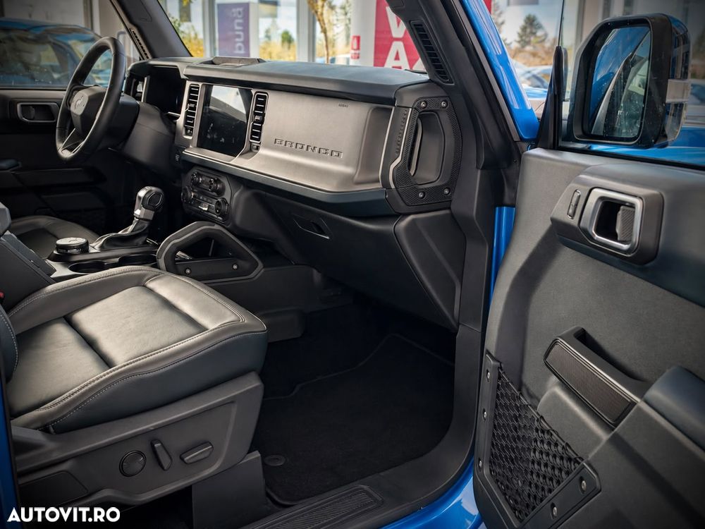 Ford Bronco 2.7 EcoBoost V6 Outer Banks - 32