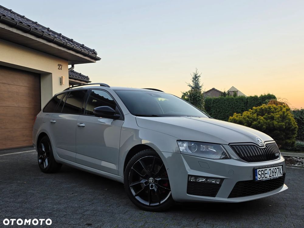 Skoda Octavia 2.0 TDI (Green tec) 4x4 DSG RS - 23