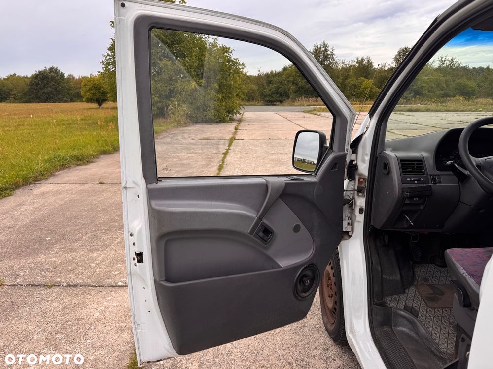Mercedes-Benz Vito - 11