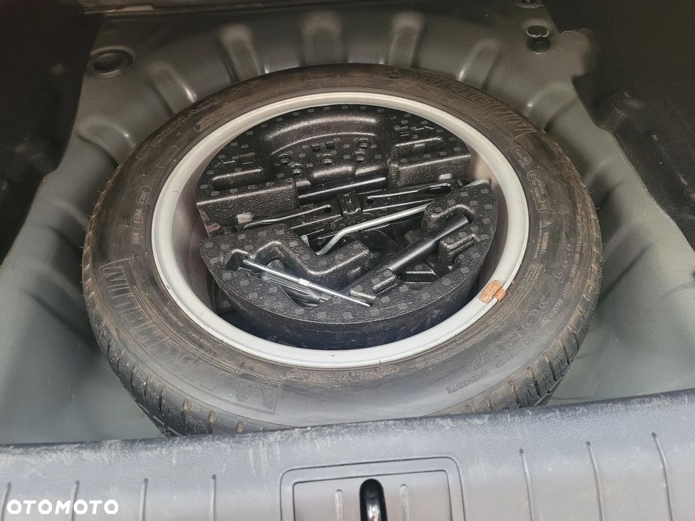 Renault Latitude dCi 175 FAP - 16