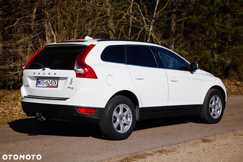 Volvo XC 60 D4 Momentum - 7