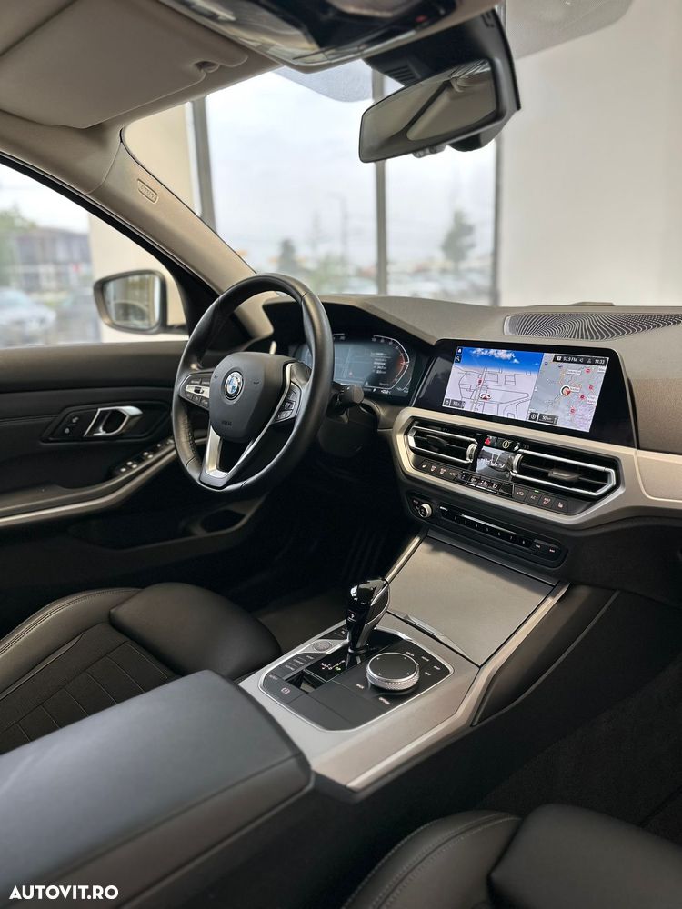 BMW Seria 3 318d Touring Aut. Sport Line - 13
