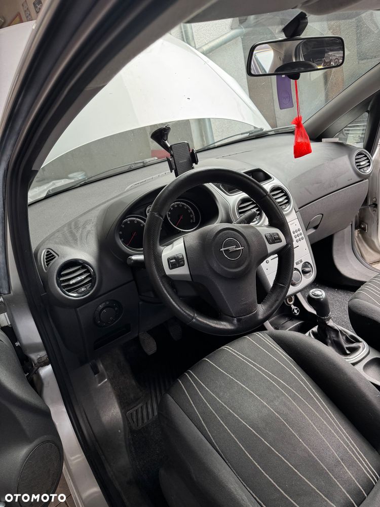 Opel Corsa - 5