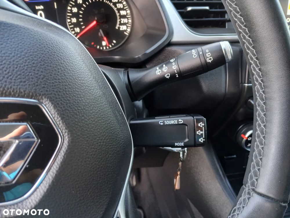 Renault Captur - 19