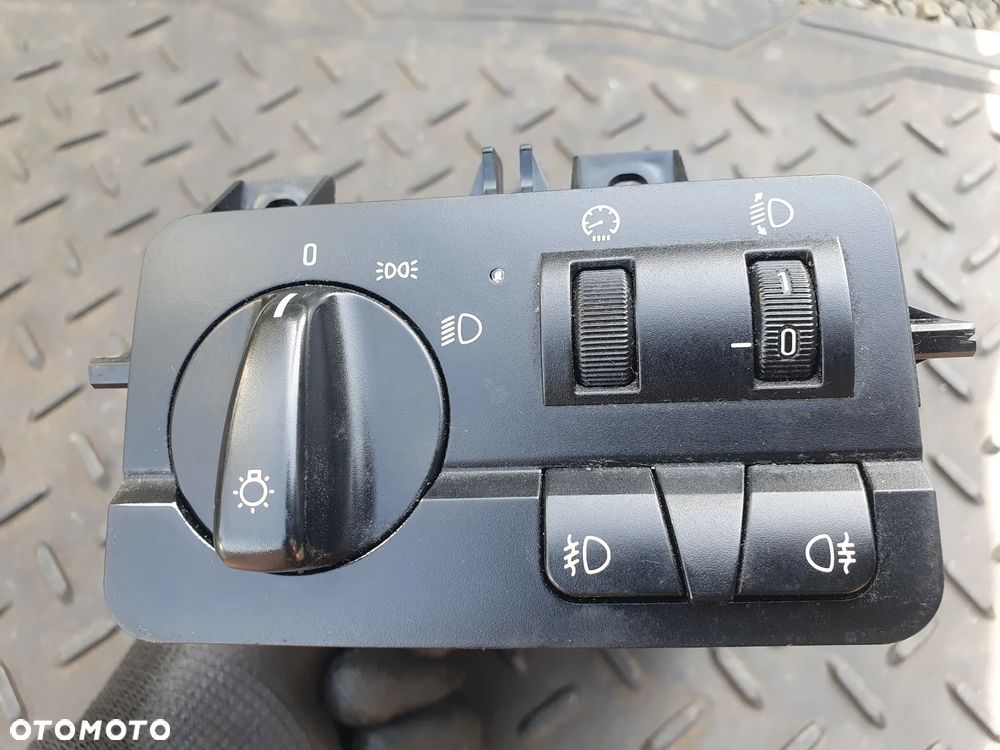 BMW E46 LIFT PANEL STEROWANIA PRZEŁĄCZNIK ŚWIATEŁ OŚWIETLENIA 6936831 - 2